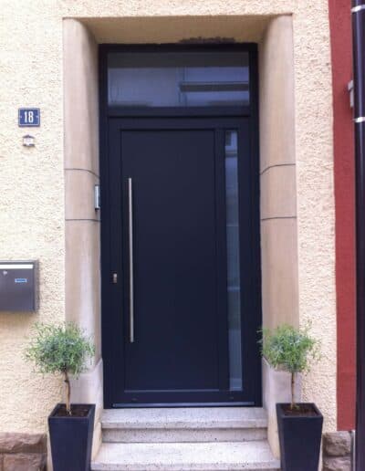 Portes d’entrée, chantier Winfox 9